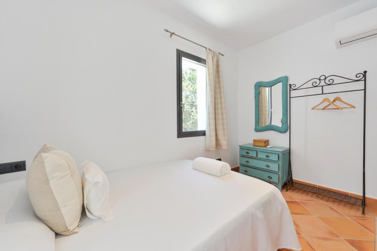 New Villa With Pool 19 Mins From Ibiza Town Cana Clara 圣埃乌拉利亚 外观 照片